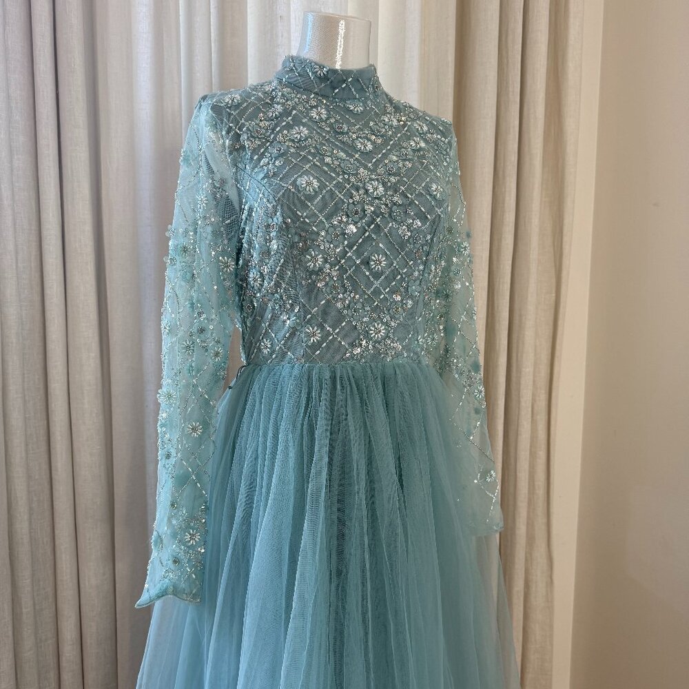 NEW Faeriesty Long-Sleeve Seafoam Princess Ball Gown, Size Large - Picture 3 of 12